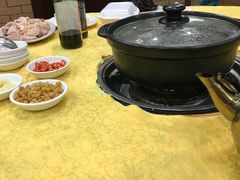 -濠轩阁特色生蚝火锅(水湾路店)