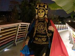 -茅草房·河畔园林火锅