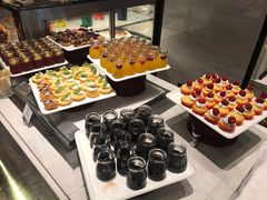 -飨食汇全日制餐厅·昆山皇冠假日酒店(九方店)