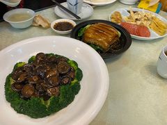 兰花鲍汁扣花菇-长春观斋补堂素菜馆