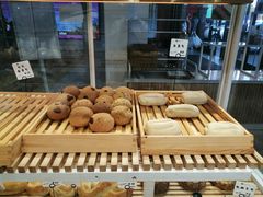 -焙丽拾光(麦凯乐直营店)