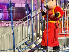 -嗨翻Hi-Fun竞技主题乐园·蹦床亲子生日轰趴(国光1937店)