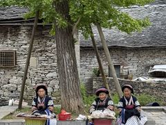 -高荡千年布依古寨旅游景区