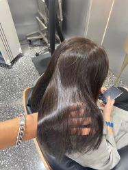 -Tloml salon
