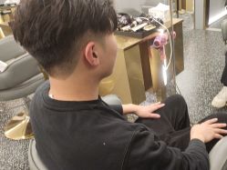 -即型男士理发工作室