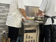 -黄阿姨锅贴大王(万航渡路店)