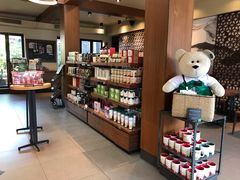 零售区-星巴克臻选(成都宽窄巷子店)