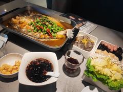 -半天妖|烤鱼·冒烤鸭(汉中吾悦广场店)