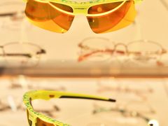 -LensCrafters亮视点·OAKLEY精选(静安嘉里中心店)