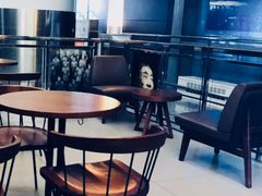 大堂-星巴克(西安机场1店T3到达店)