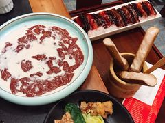 -沸炉重庆老火锅(军事博物馆店)