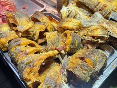 -艾力江和田馕坑烤肉店