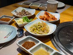 -唯成•韩国炭火烤肉 유성고기