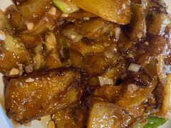 最爱地三鲜-95号酱骨·一块豆腐(展春园西路店)