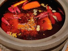 -郑记·古法黑砂锅串串(龙泉店)