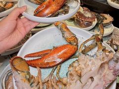 -雍容荟帝王蟹活龙虾展台自助(IFS黑金店)