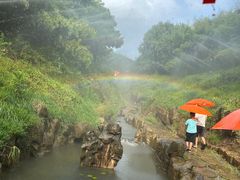 -雪山彩虹谷景区