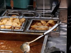 -CowCow其其·牛杂咖啡公司(六运店)