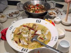 -渔语鱼酸菜鱼新川菜(来福士店)