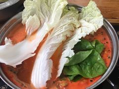 -苗伯妈酸汤火锅