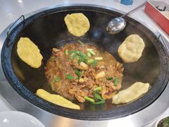 -鲁员外地锅鸡地锅鱼(古墩路店)