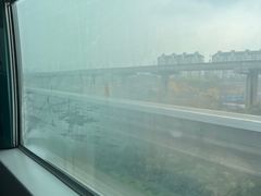 -龙阳路磁悬浮列车总站-停车场