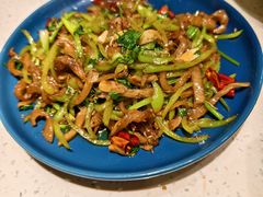 小炒牛筋-香滨园骨架王(民生路店)