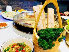 -三十出头鲜货火锅(邛崃店)