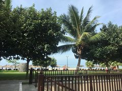 -三亚湾海居铂尔曼度假酒店