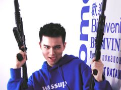 -五一换装自拍馆