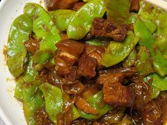 -鑫渔港海鲜本地菜·山海关浑锅(东戴河店)