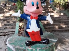 -顺德大良半月城游乐场