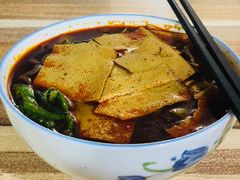 -老字号杨坡红油米线腊汁肉夹馍(东四道巷店)