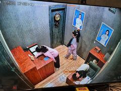 -逃脱反斗城沉浸剧情密室(阳光新业中心店)