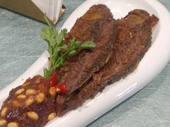 -凤凰园烤鸭店·唐山菜·传承花椒肉(老唐丰路店)