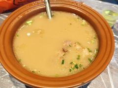 -老街烧烤大排档·地道湖北菜·龙虾馆(汉口火车站店)