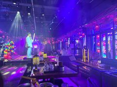 -喜鹊音乐酒馆(西街店)
