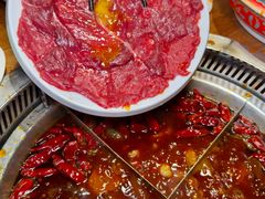 -城墙拐拐火锅(三峡广场黑金冠店)