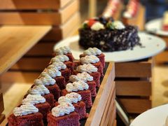 -大中华希尔顿酒店-念自助餐·嗨啤·小龙虾