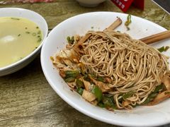 青椒干子肉丝干拌面-高邮面馆(明瓦廊店)