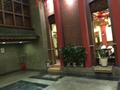 -梅龙镇酒家(南京西路总店)