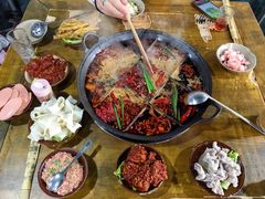 -正南齊北重庆老火锅(光华村直营店)