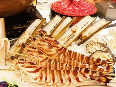 -鲜入围煮花胶鸡海鲜火锅