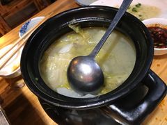 -自贡盐帮菜·玩辣餐厅(樱花园西街店)