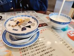 -广信牛奶甜品世家(台东店)
