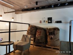 -red donkey coffee