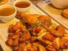 -Common Table · Brunch & Coffee