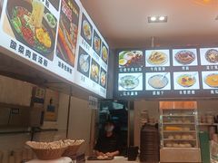 -舌尖尖传统小吃(万达店)