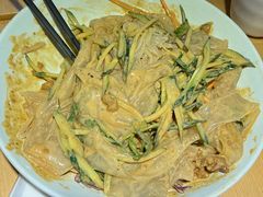 -关东小磨东北菜(上海长风大悦城店)