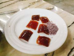 鸭皮沾跳跳糖-金百万烤鸭店(马甸店)